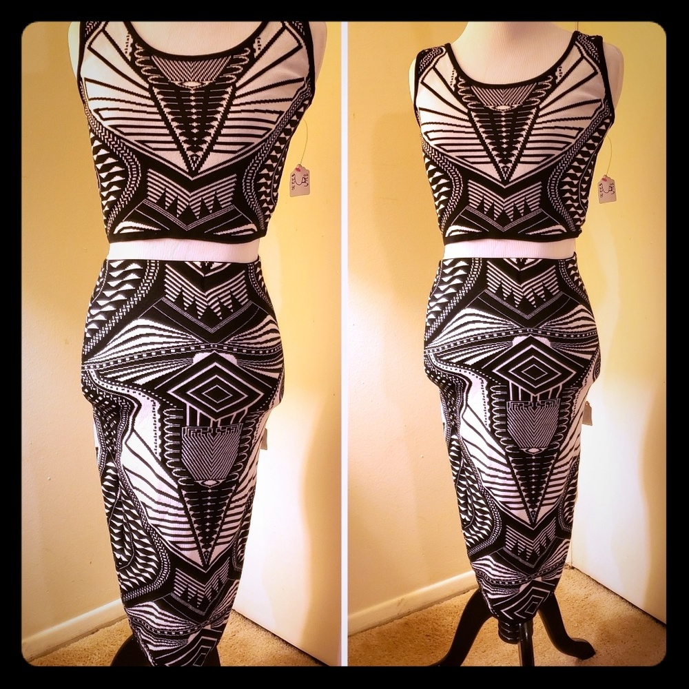 2 Piece Knit Set Size Small